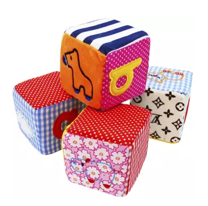 SET 4 CUBOS TEXTURAS Y SONIDOS 8,5 X 8,5 CMS